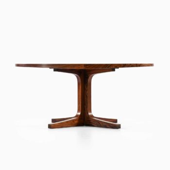 Dining table in rosewood by Dyrlund at Studio Schalling