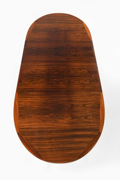 Dining table in rosewood by Dyrlund at Studio Schalling