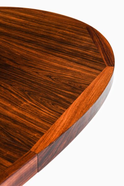 Dining table in rosewood by Dyrlund at Studio Schalling