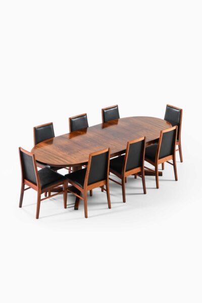 Dining table in rosewood by Dyrlund at Studio Schalling