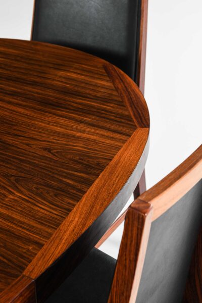 Dining table in rosewood by Dyrlund at Studio Schalling