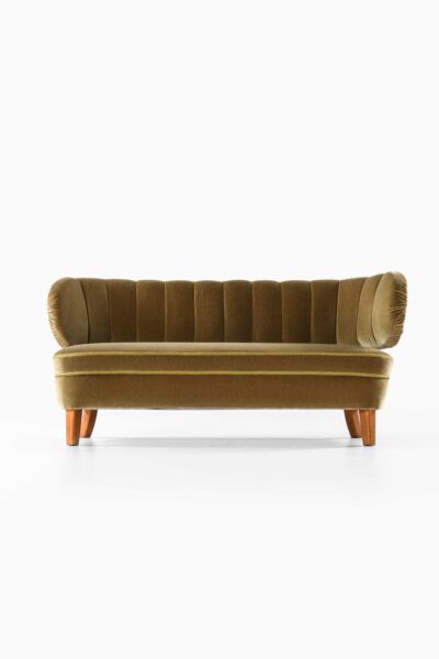 Otto Schulz sofa produced by Boet at Studio Schalling