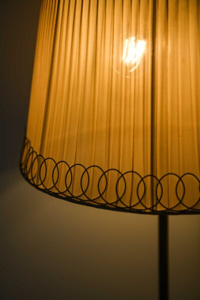 Mauri Almari floor lamp by Idman at Studio Schalling