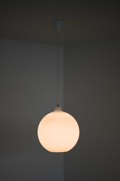 Vilhelm Wohlert ceiling lamps model Satellit at Studio Schalling