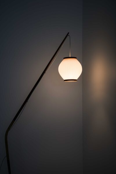 Svend Aage Holm Sørensen floor lamp at Studio Schalling